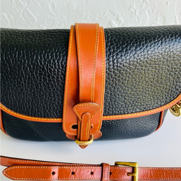 VINTAGE ALL WEATHER LEATHER LARGE EQUESTRIAN BAG BLACK TAN TRIM - Picture 9 of 13